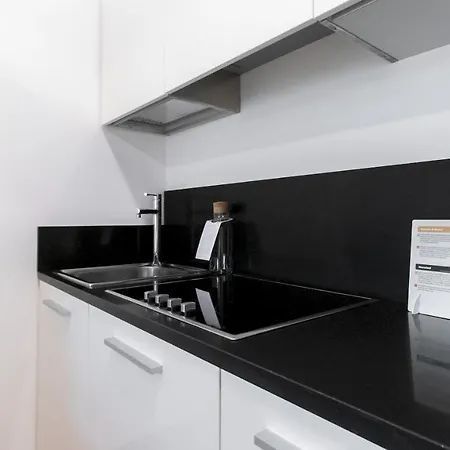 Italianway - Sarpi 10 A Milan
