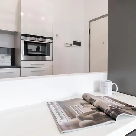 Italianway - Sarpi 10 A Milan